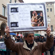 Ambulanti: "gi� le mani dal mercato", corteo in centro storico. Il video