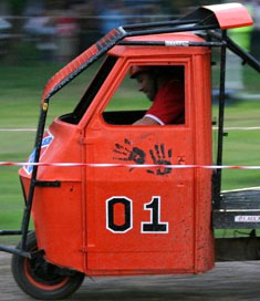 Apecorace 2010 apre i battenti al quarto trofeo amatoriale di apecar elaborate. Appuntamento per sabato 17 e domenica 18 luglio