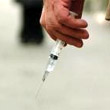 Cremasco rapina farmacia con siringa insanguinata: arrestato