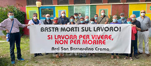Crema: striscione permanente all'Arci di san Bernardino contro le morti sul  lavoro